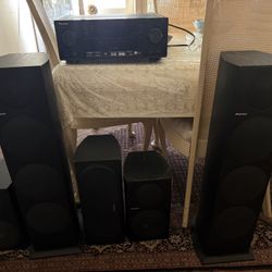 Pioneer Stereo And Speaker Set 