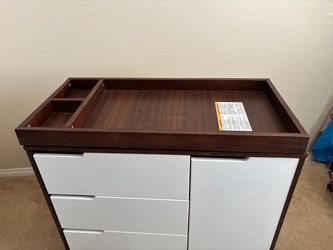 Nursery Furniture Set – Crib, Changing Dresser & Swivel Recliner