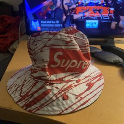 Supreme bucket Hat