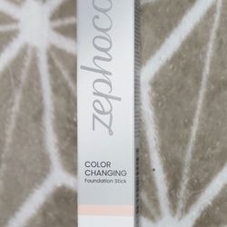 Zephoco color changing foundation Ivory