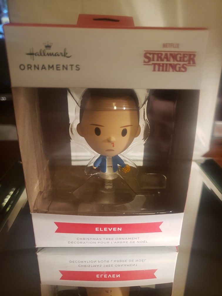 Hallmark Netflix Stranger Things Eleven Ornament
Brand new, (refer to pictures)
Have 3 ct for Sale
Hallmark Keepsake Ornament Netflix Stranger Thing