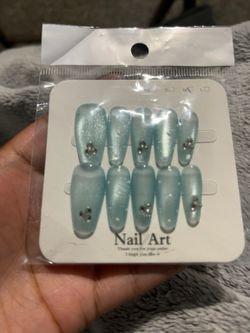 Handmade Blue Shimmer Press-On Nails with Rhinestones | Medium