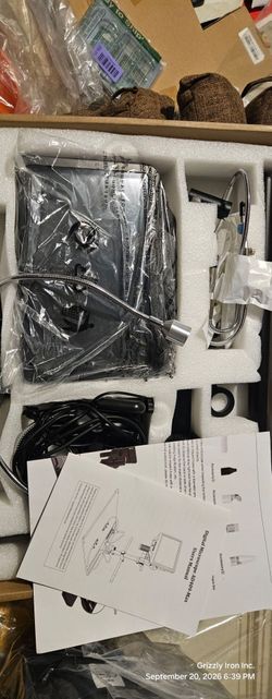 Microscope with Soldering Station