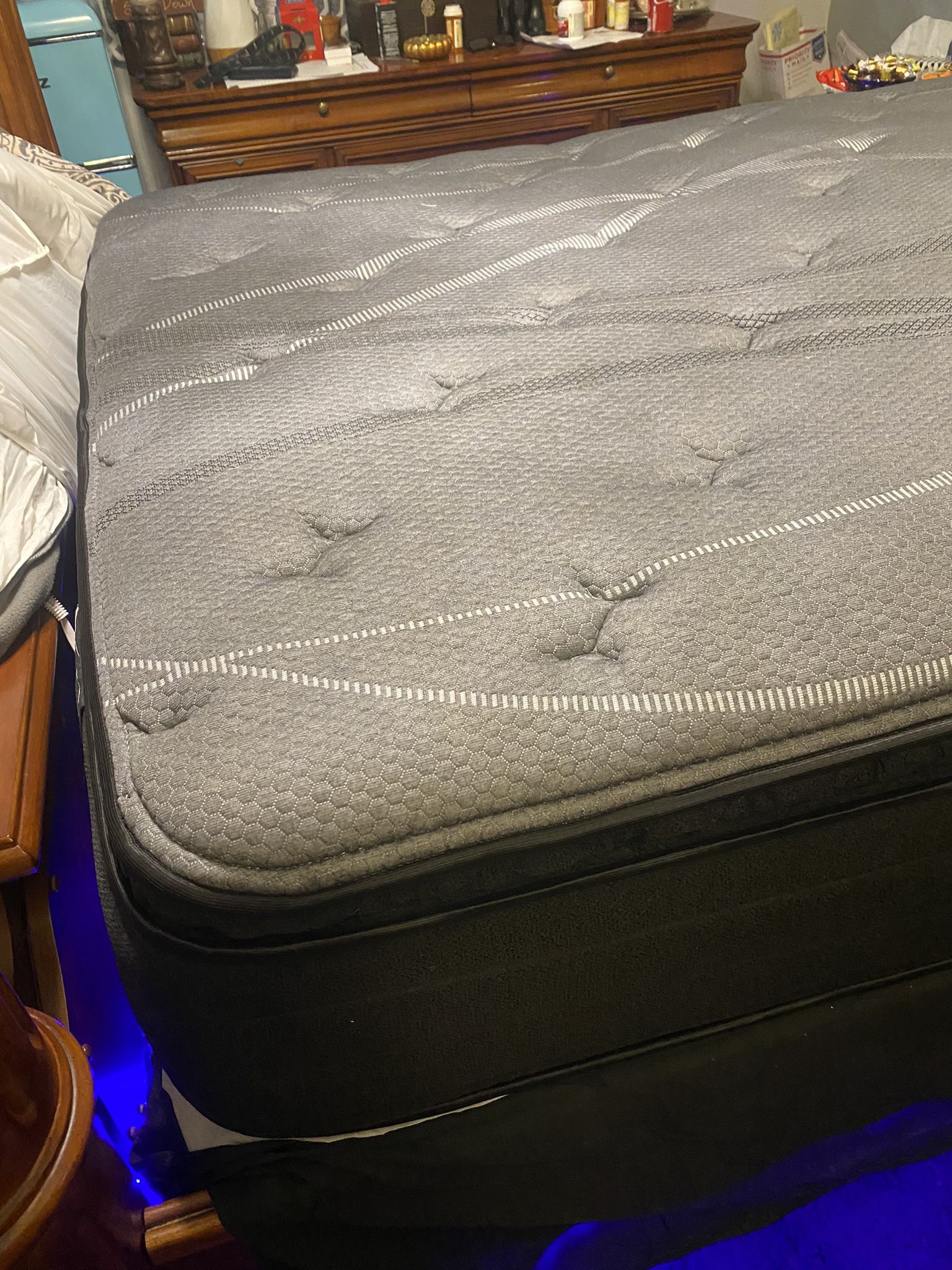 Queen Size Mattress for Sale in Portland, OR OfferUp