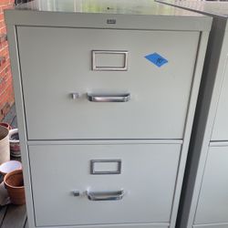 2 Filing Cabinets