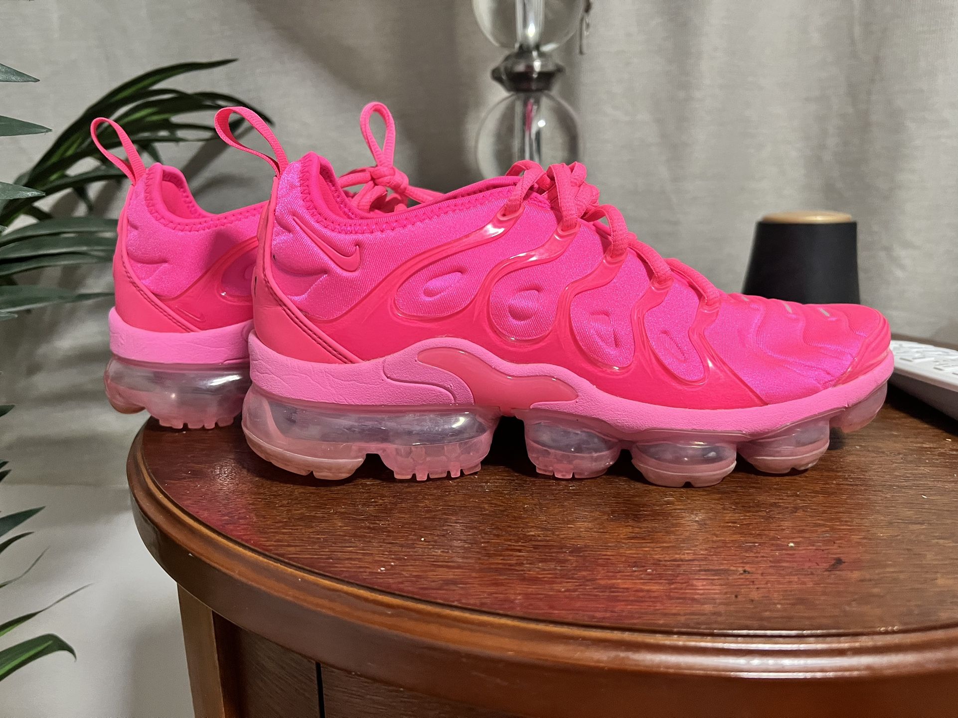 Women’s 7.5 Vapormax Plus