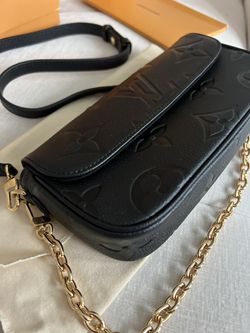 Wallet on Chain Ivy - Leather Crossbody Bag for Women