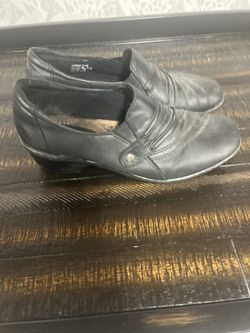 Women Earth Origins Loafers