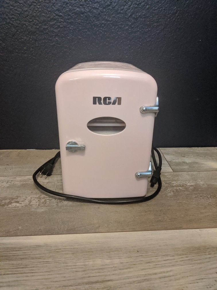 RCA Mini Fridge