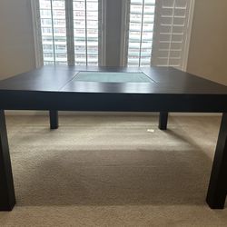 Dining Table Good Condition 