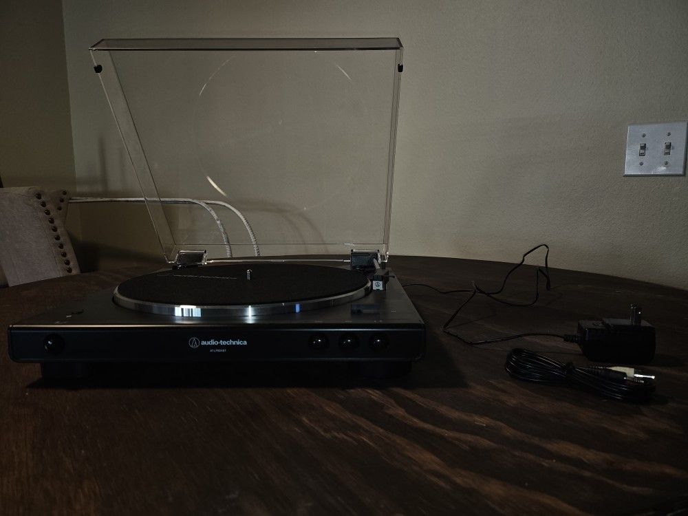 AT-LP60XBT Vinyl Player