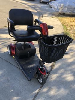 Go Go Sport3 wheel scooter W/ larger 18ah batteries  $450 cost over $1500
