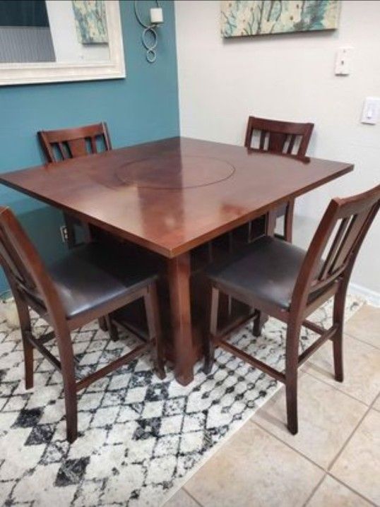 Dining Room Set
