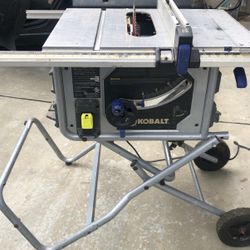 Kobalt 10 Inches Table Saw Whit Rolling Wheel