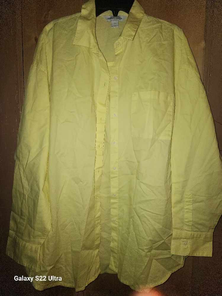 Old Navy The Boyfriend Shirt