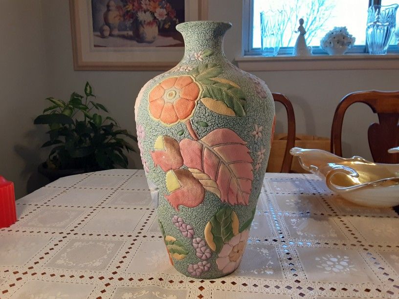 14,5 INCHES Tall Very Unique And Unusual LOOKING  VASE Super Nice 