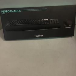 New Logitech Mk850 Wireless Mouse And Keyboard