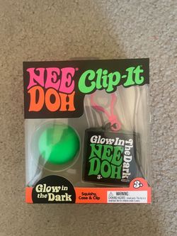 Authentic New Clip-it NeeDoh Glow in the Dark Squishy Case & Clip Green