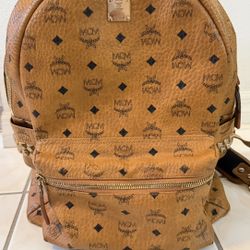 MCM Stark Side Studs Backpack in Visetos – Cognac
