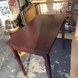 Small computer table