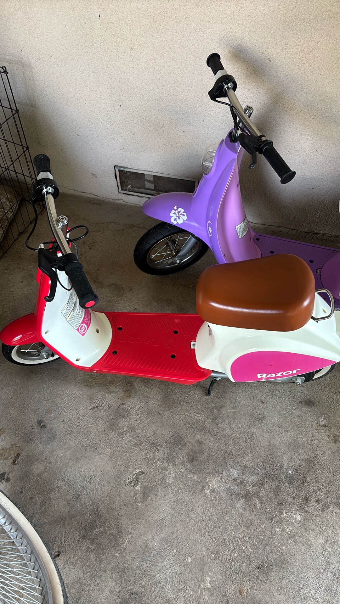 Like New Razor moped Retro “Petite” & Razor Mod Kiki
