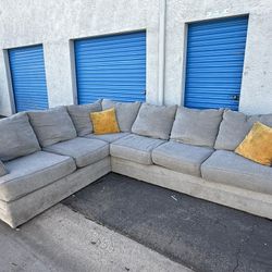 Modern Sectional Couch Gray 🛋 Very Clean 🛋 