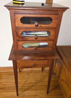 Stationary Holder