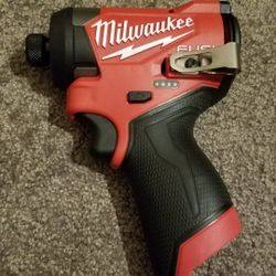 Milwaukee M12 Impact Driver 