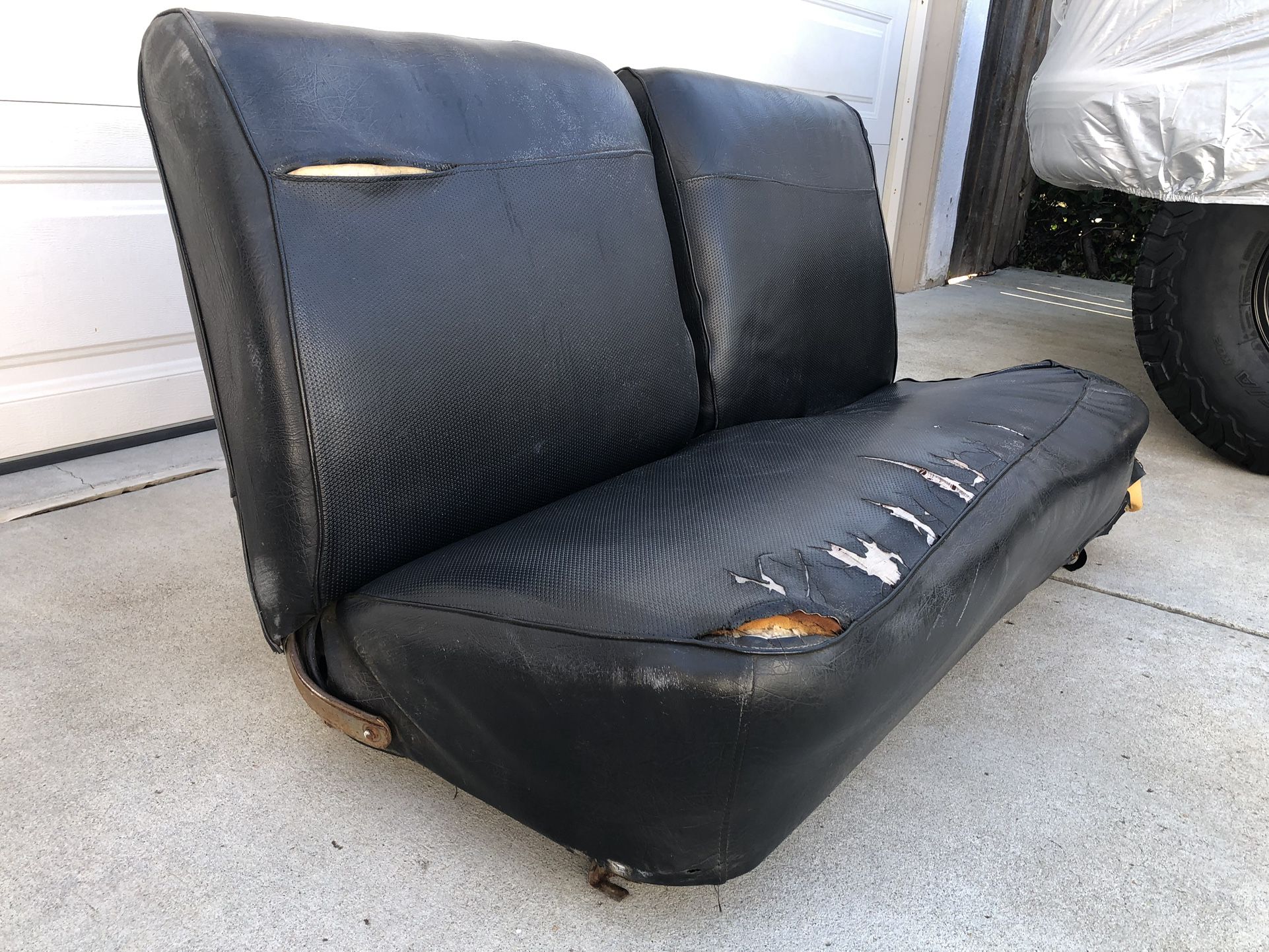  GM Split Bench Seat