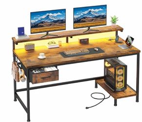 Computer desk