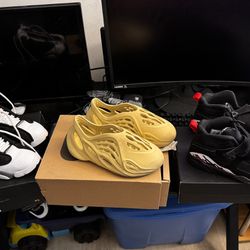 Bundle Of Jordan And Yeezy Kids 13.5 And 1