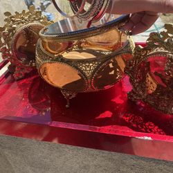 Vintage Jewelry Casket W Matching Perfume Bottles