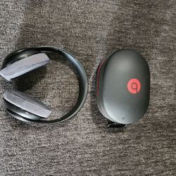Used Dre Beats Head Speakers 