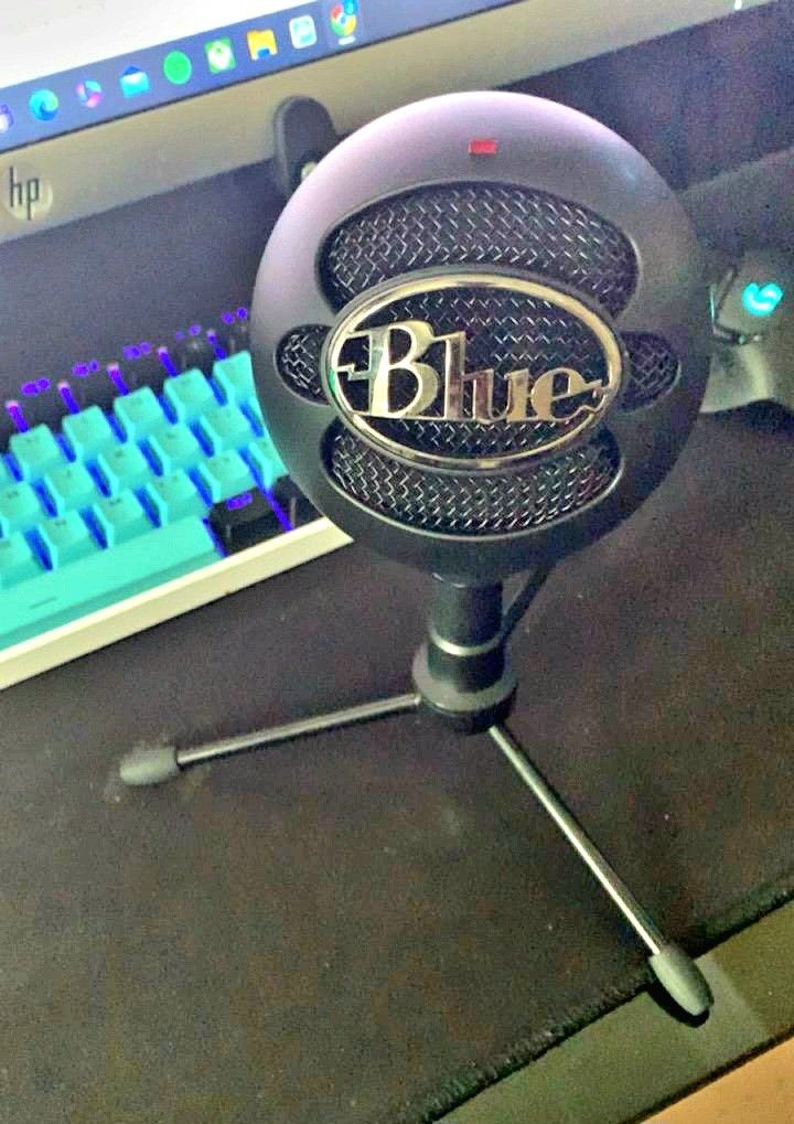 Blue Snowball Ice USB Plug & Play Microphone