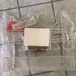 NIB Wall Mount Jewelry Organizer