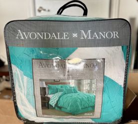 Comforter Set (Standard King Size)