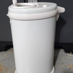 Diaper Pail - Ubbi