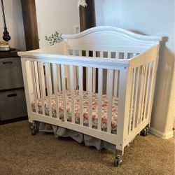 Mini Crib