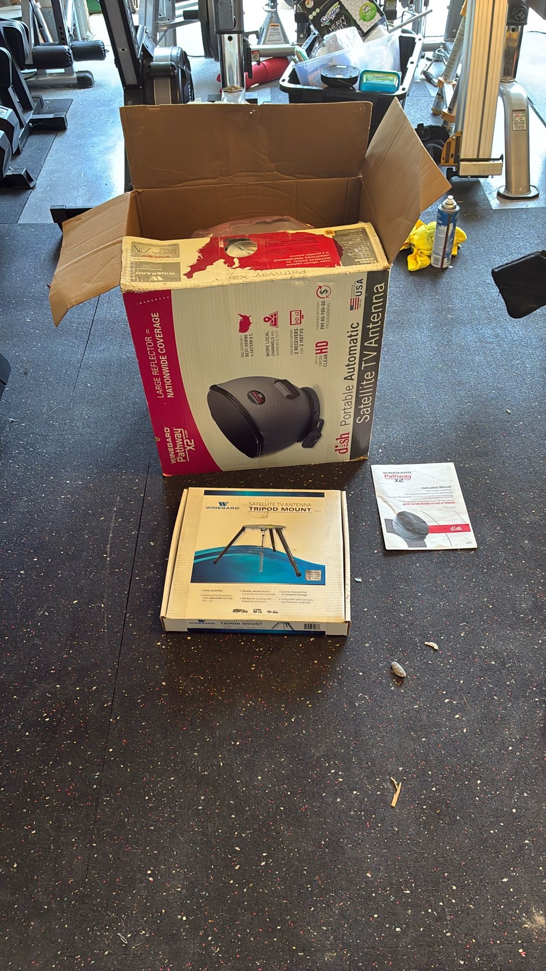Winegard Pathway X2 Event Satellite Dish With Stand
