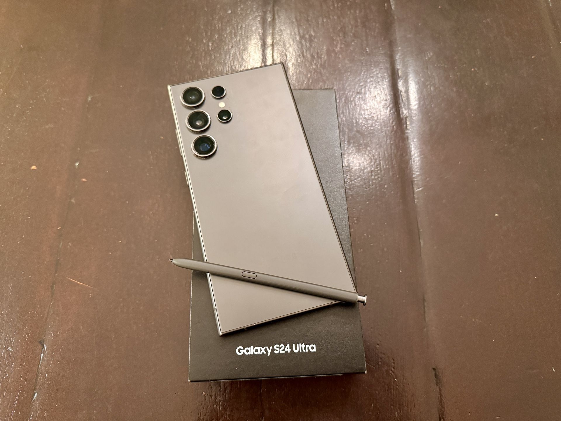Galaxy S24 Ultra UNLICKED 