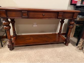 Beautiful Traditional Solid Wood Console Table / Sofa Table with Drawer