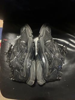 Black Trail Running Sneakers