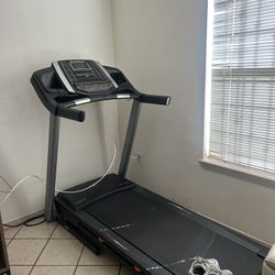 Nordic track T Series Treadmill. Like New.