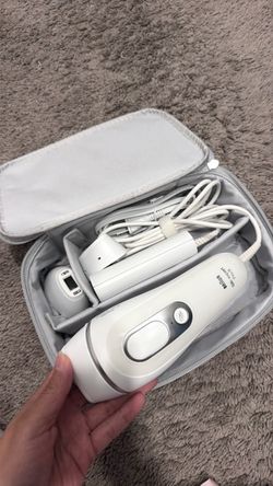Gently Used Braun Silk-Expert Pro 3 IPL Hair Removal (Used 7–8 times only!)