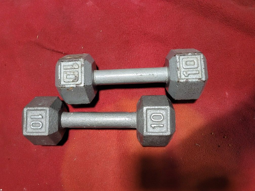 SET OF 10LB. HEXHEAD DUMBBELLS TOTAL 20LBs
11525 S HALSTED DUNKIN DONUTS/7111.S WESTERN WALGREENS
20$ CASH ONLY AS IS