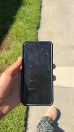 LG G7 Thinq Phone (unlocked) + Case T-Mobile NO STYLUS