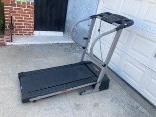 Profom Treadmill