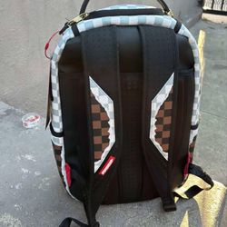 Brand new sprayer backpack with tag Brand new sprayer backpack with tag