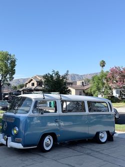 1969 VW baywindow DLX