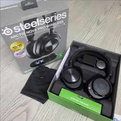 Arctis Nova Pro Wireless for Xbox & PC